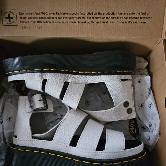 Dr. Martens Clarissa Quad II - Picture 5 of 7